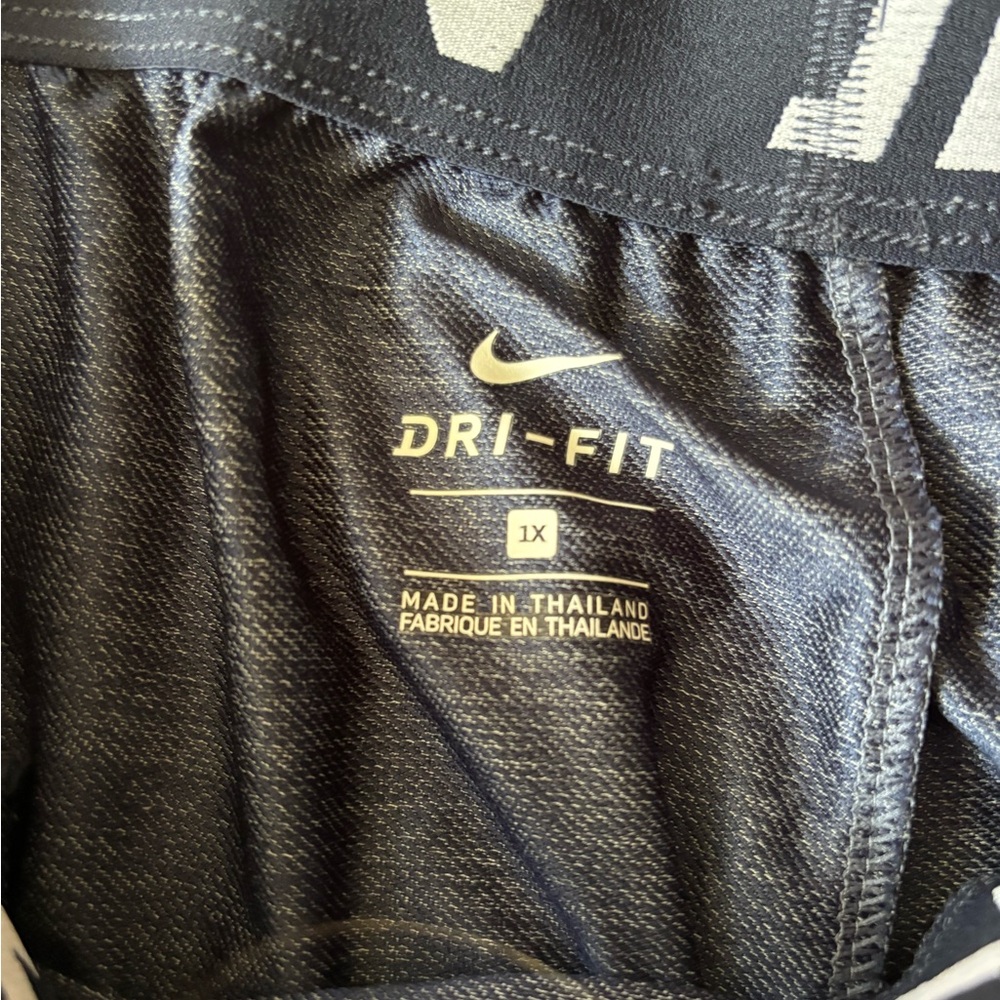 Nike Dri-Fit crop pants - 1X heather grayish blue worn one time in exc condition - Picture 4 of 4